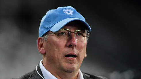 RJ - RIO DE JANEIRO - 18/04/2024 - BRASILEIRO A 2024, BOTAFOGO X ATLETICO-GO - John Textor presidente da SAF do Botafogo durante partida contra o Atletico-GO no estadio Engenhao pelo campeonato Brasileiro A 2024.