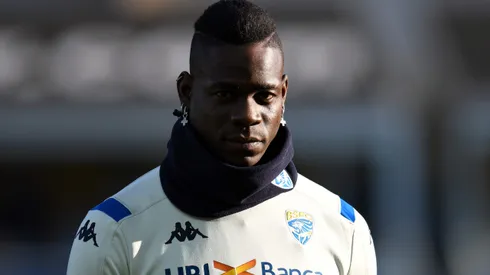 Corinthians fecha com Balotelli