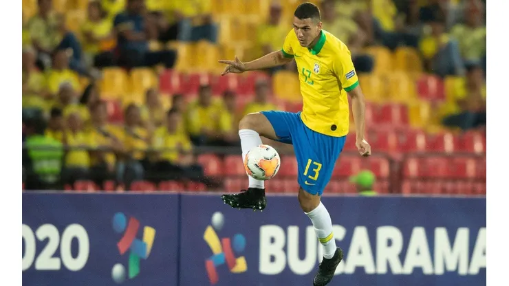 Titular no Pré-Olímpico, Nino está de volta ao Flu e fica à disposição de Odair
