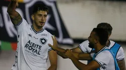 Botafogo mira chapéu no Flu e negocia contratação de artilheiro
