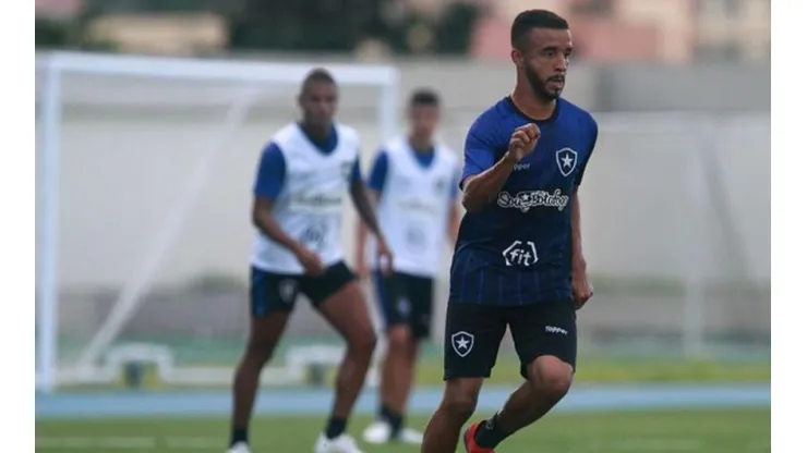 Caio Alexandre manda recado promissor sobre chegada de Autuori