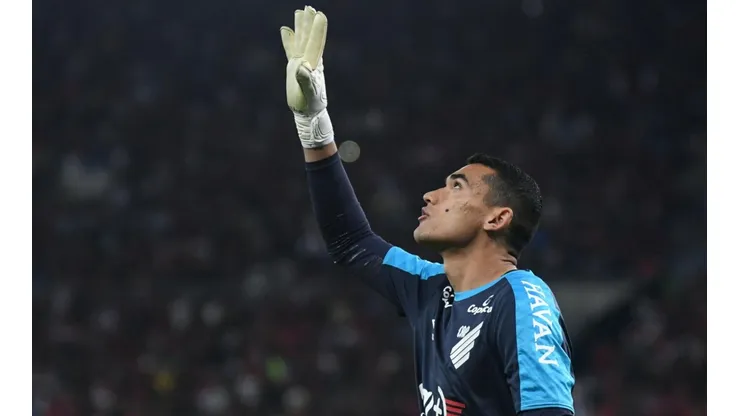Athletico está próximo de anunciar goleiro do Genoa-ITA