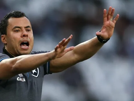Botafogo avalia Carille e Jair Ventura; Comitê dá veredito