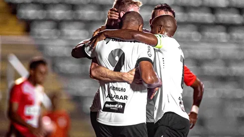 Pontual no mercado, Ceará prepara anúncio do novo treinador