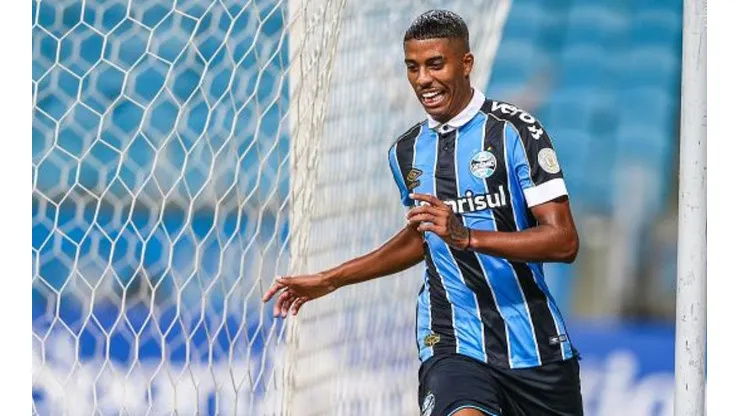 DM do Grêmio anuncia data da volta de Jean Pyerre