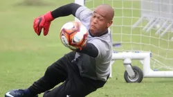 Vasco mira três reforços e define prioridade