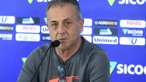 Cruzeiro recusa três jogadores colombianos oferecidos por conselheiro