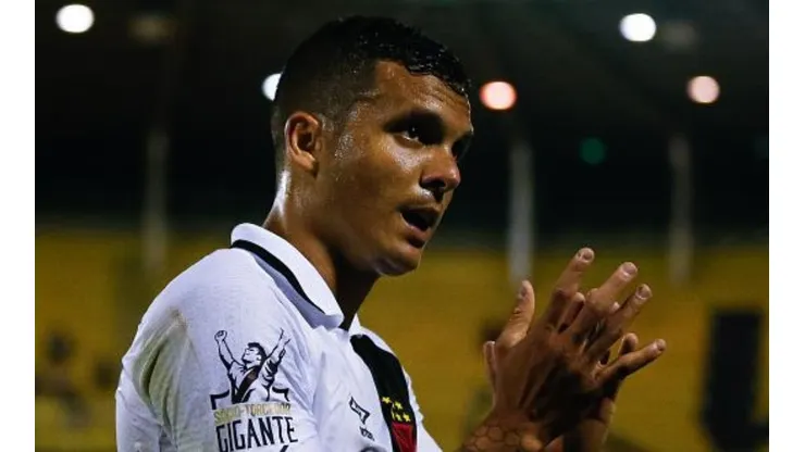 Ramon esclarece situação de lesão que o deixou fora dos gramados por mais de um ano