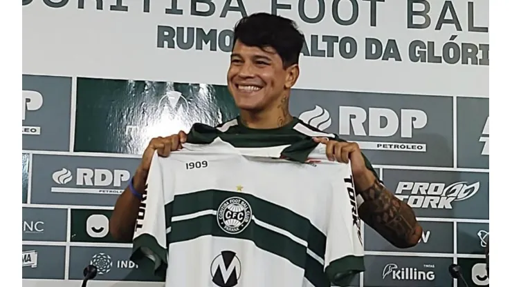 Giovanni Augusto quer jogar o mais rápido possível pelo Coritiba