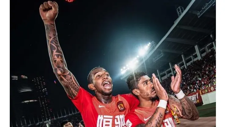 Palmeiras e Inter ficam de olho no futebol chinês, que poderá ter debandada por conta do coronavírus