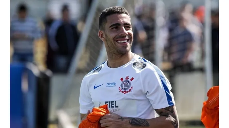 Gabriel revela pedido de Tiago Nunes e fala sobre evolução no Corinthians