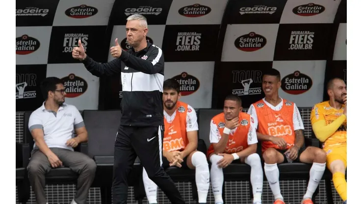 Tiago Nunes: escalação está encaminhada (Foto: Daniel Augusto Jr./Ag. Corinthians/Divulgação)