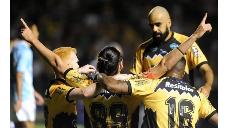Cruzeiro acerta com meia "inegociável" do Criciúma