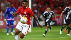 Agente de Vitinho fala sobre possível volta ao Internacional