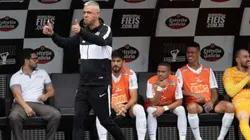 Tiago Nunes avalia equipe e expressa opinião contundente sobre Janderson