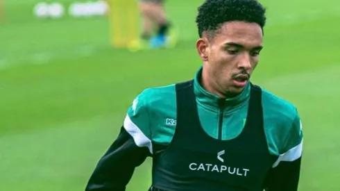 Vitinho: na mira do Furacão (Foto: Divulgação/Cruzeiro)