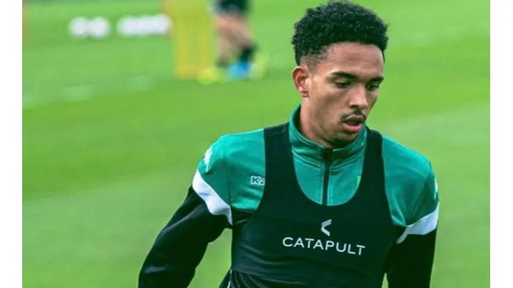 Vitinho: na mira do Furacão (Foto: Divulgação/Cruzeiro)