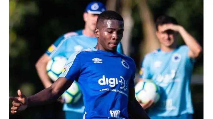 Cacá fala sobre reconstrução do Cruzeiro e revela sondagens de clubes
