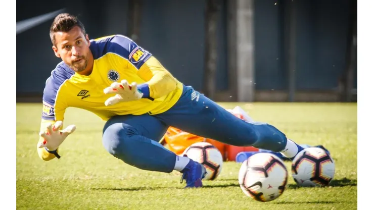 Samuel Venâncio faz exclusiva com Fábio e ídolo revela sobre permanência no Cruzeiro