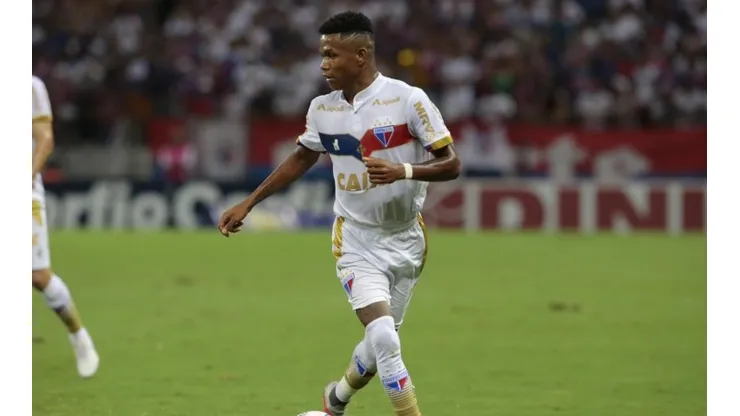 Marcelo Paz atualiza situação de Marcinho