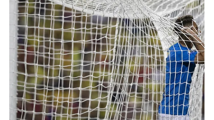 Brasil sofre com setor defensivo e liga sinal de alerta no Pré-Olímpico