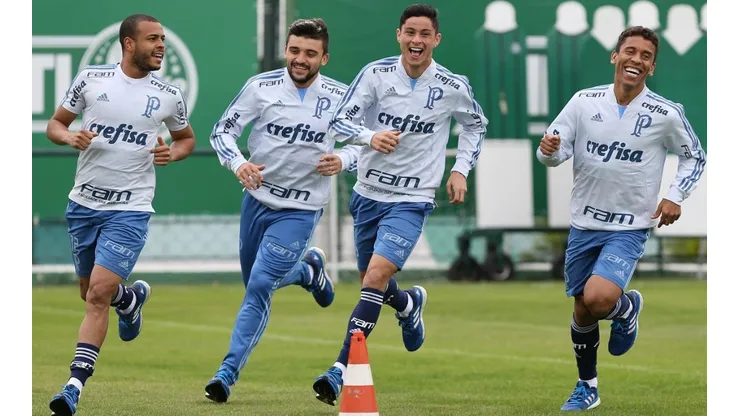 Santos e Internacional almejam contratação de Diogo Barbosa