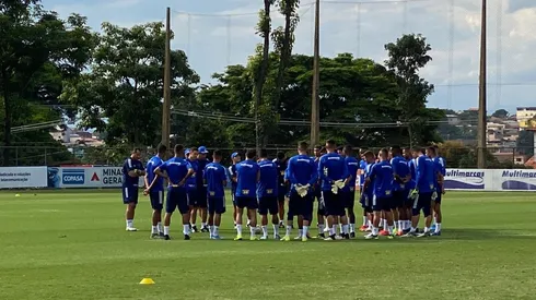 Adilson Batista define estreia de novos reforços e manda recado para torcida