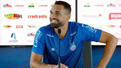 Gilberto cobra permanência de jogador do Bahia