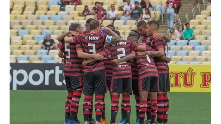 Marcos Braz revela "solução" para a lateral direta do Flamengo