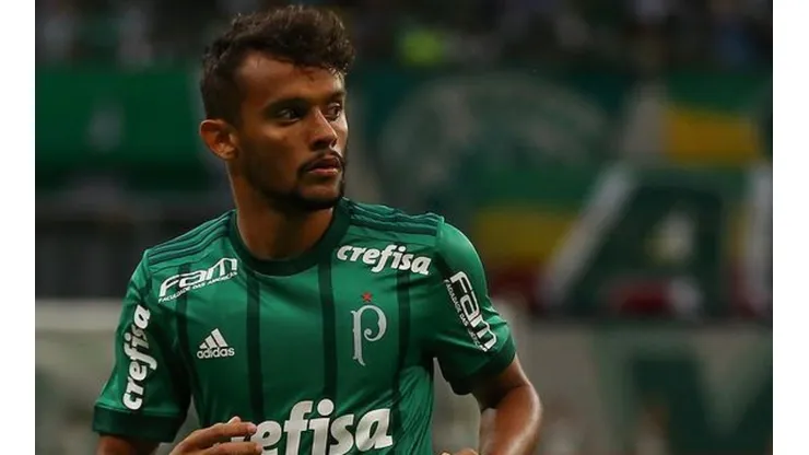 Scarpa fala sobre Almería; Palmeiras mira lateral-esquerdo de R$ 11 milhões