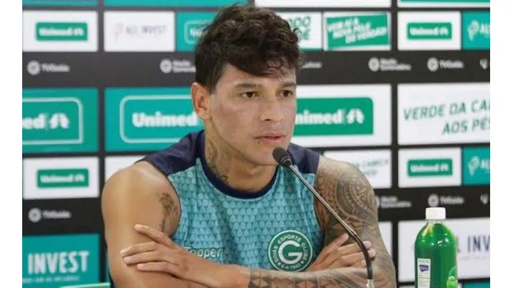 Coritiba acerta contratação do meia Giovanni Augusto