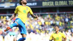 No Rio, Tite afirma: "Neymar está voltando a melhor forma dele"