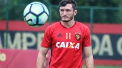 Sport define futuro de Sander