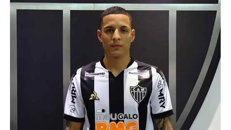 Após anunciar Arana, Galo mira dois reforços; clube define futuro de Cazares