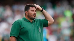 Eduardo Barroca espera Sassá e Rodolpho para a partida contra o Operário