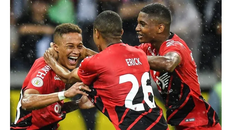 Furacão chega a 16 jogos sem perder em confrontos oficiais