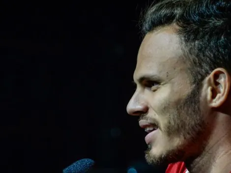 Após renovar com Flamengo, Renê lamenta saída de Pablo Marí