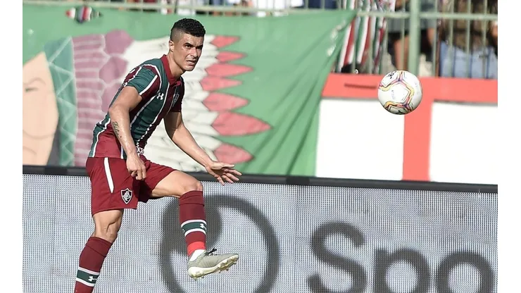 Egídio tenta convencer Fred a voltar para o Fluminense