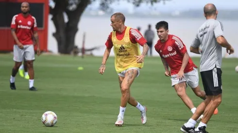 Coudet empolga e vai em busca de marca que não é batida desde 2014