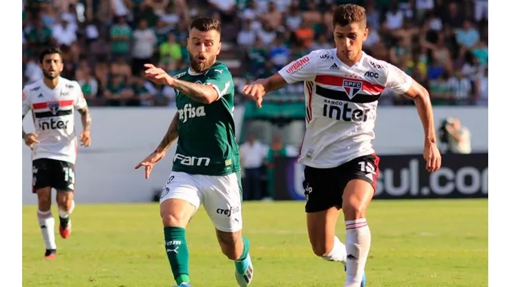 Em jogo movimentado, mas sem emoção, Palmeiras e São Paulo empatam em 0 a 0 em Araraquara