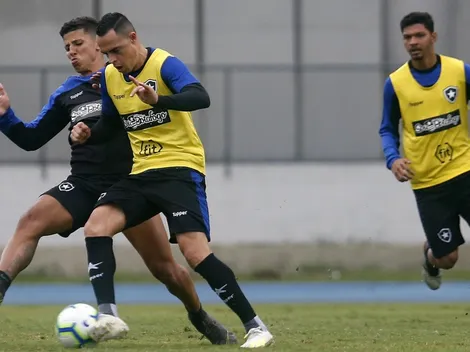 Botafogo encaminha saída de atacante