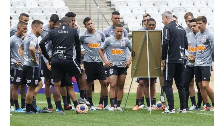 Tiago Nunes relaciona 20 jogadores do Corinthians para duelo contra o Mirassol
