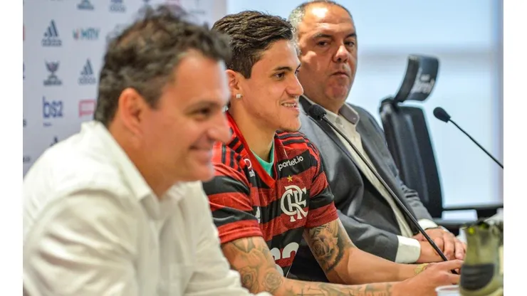 Pedro não teme disputa com Gabigol pelo posto de centroavante do Flamengo