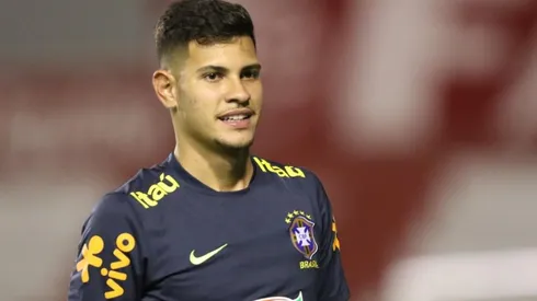 Bruno Guimarães revela onde jogará em 2020