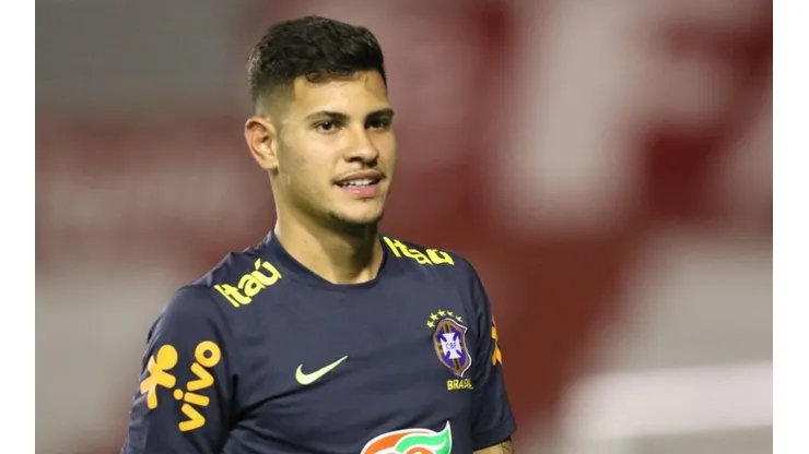 Bruno Guimarães revela onde jogará em 2020