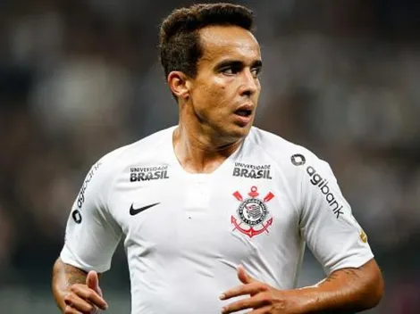 Coritiba deseja contratar Jadson, do Corinthians, por empréstimo