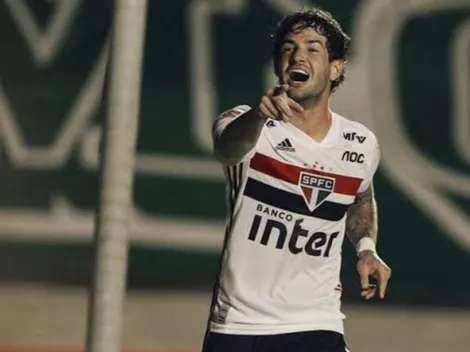 Fernando Diniz estuda mudar posição de Alexandre Pato