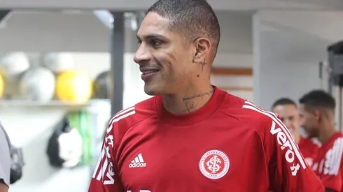 Pernía confirma que Guerrero quer jogar no Boca; negociações continuam