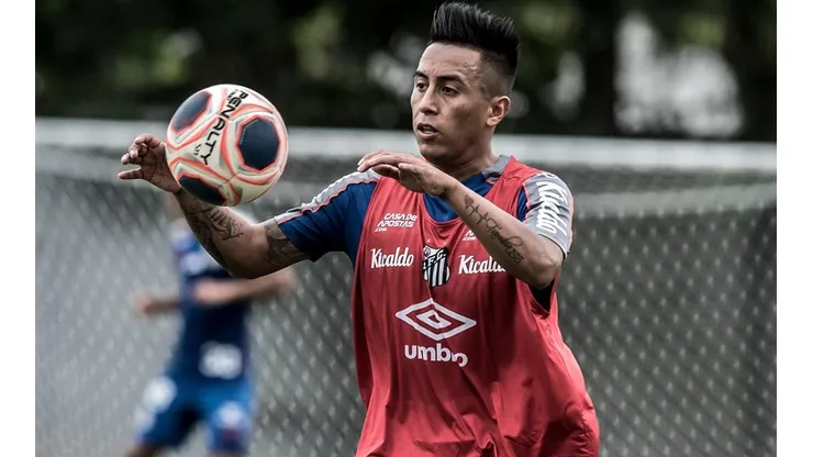 Jesualdo define situação de Cueva no Santos