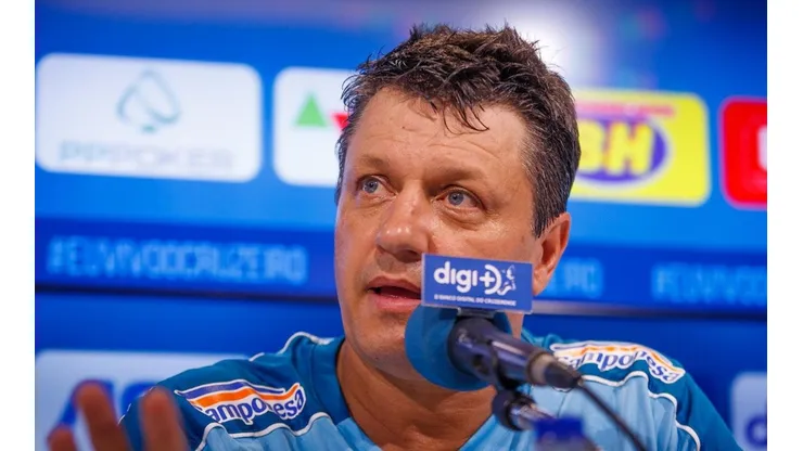 Adilson Batista analisa primeira partida do Cruzeiro